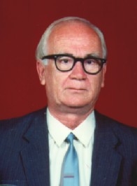 İzzet Aydemir (1925-2005)